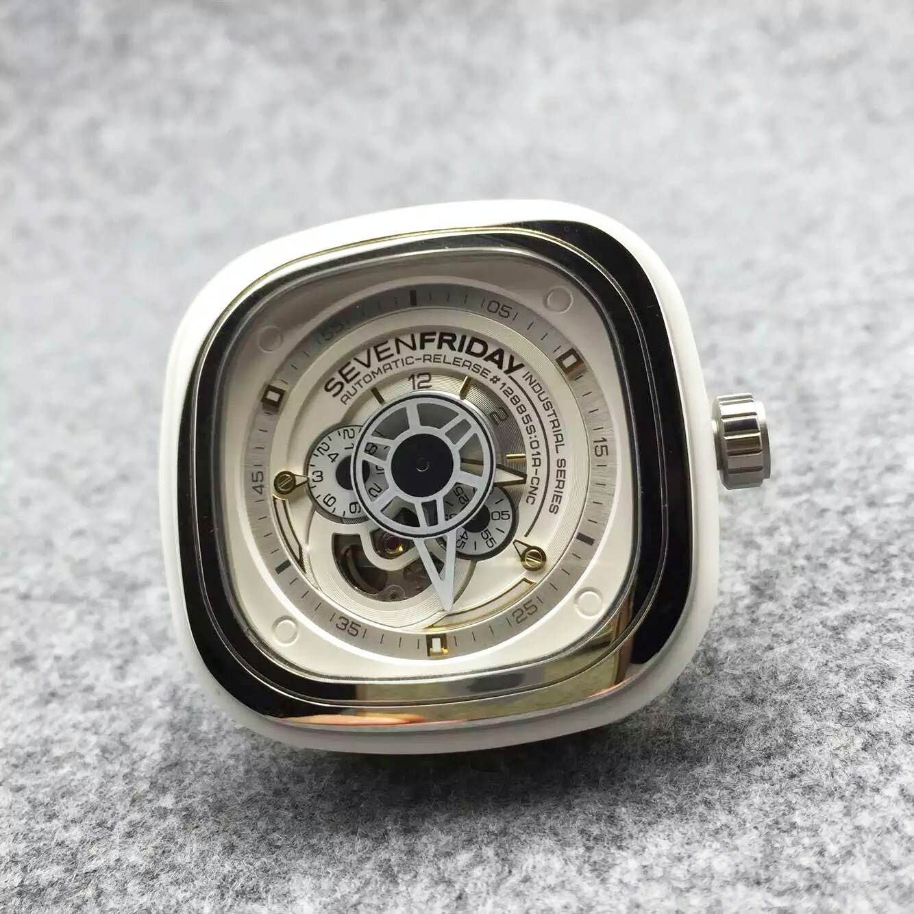 SevenFriday 渦輪全自動方形自動機械