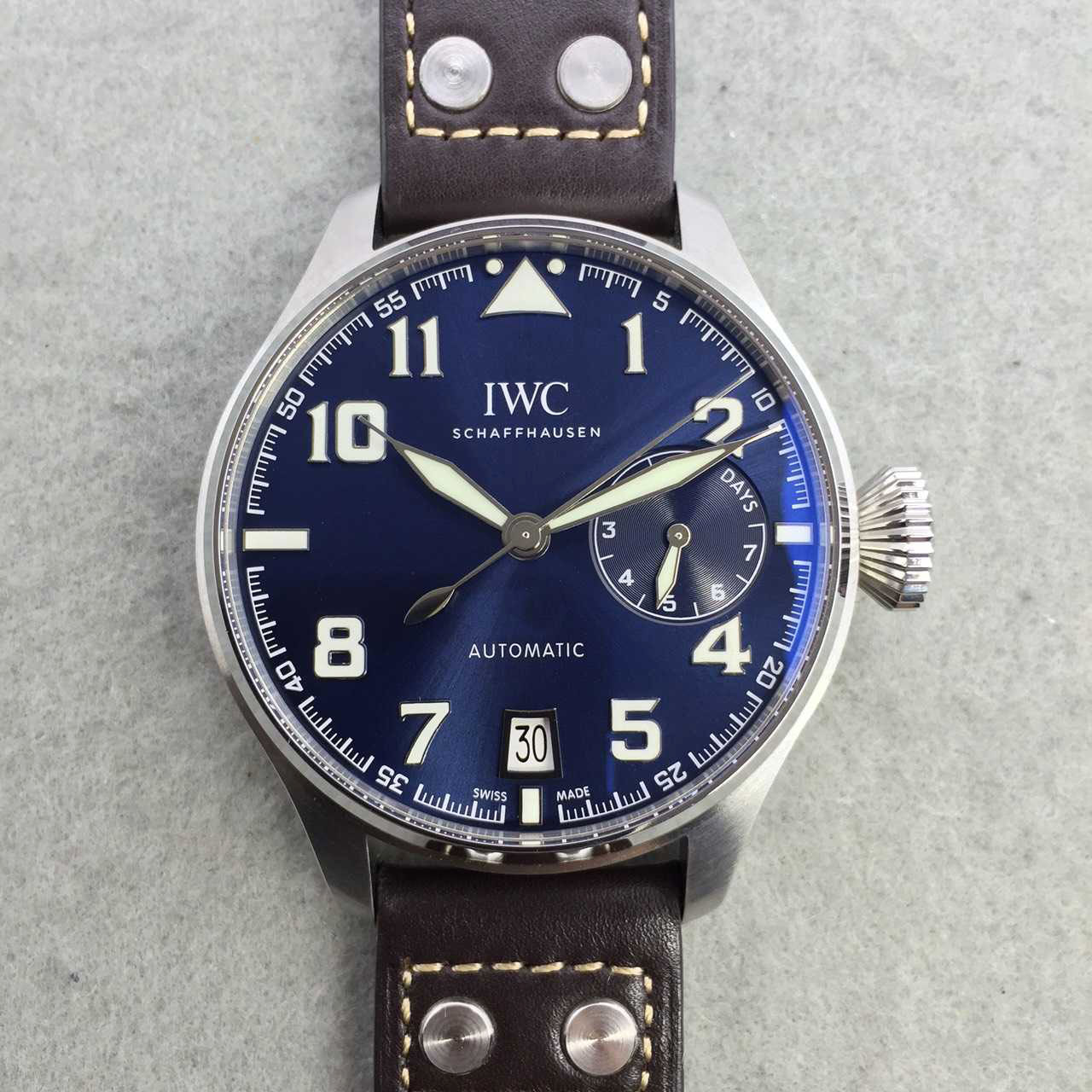 萬國 IWC 大型飛行員小王子真動能顯示