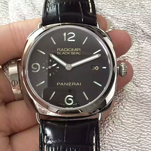 沛納海 Panerai Radiomir Black Seal系列pam388 搭載1950系列P.9000自動機芯