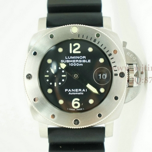 沛纳海PANERAI PAM00243 终极1:1 Luminor Submersible 自动机械潜水男表