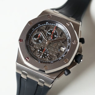 爱彼（Audemars Piguet)皇家橡树离岸型 1:1复刻版本 终极修正灰色表盘黑色橡胶表带 亚洲7750自动计时机芯